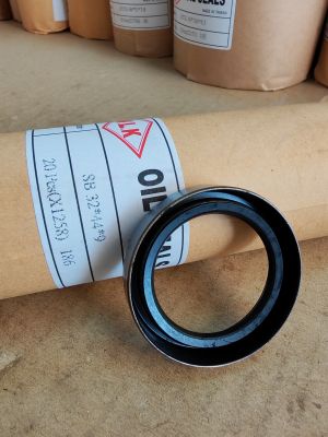 Семеринг SM (B) 32x44x9 NBR WLK/TW , за секторна кутия на TOYOTA  9031032024, 9031032040  