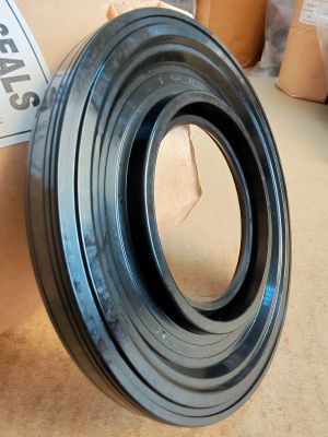 Семеринг Y 56x114x10 NBR WLK/TW , за задна главина на MITSUBISHI MB-308966 
