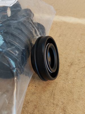 Oil seal  TC59Y 18x34/35.5x6/12.5 NBR WLK/TW